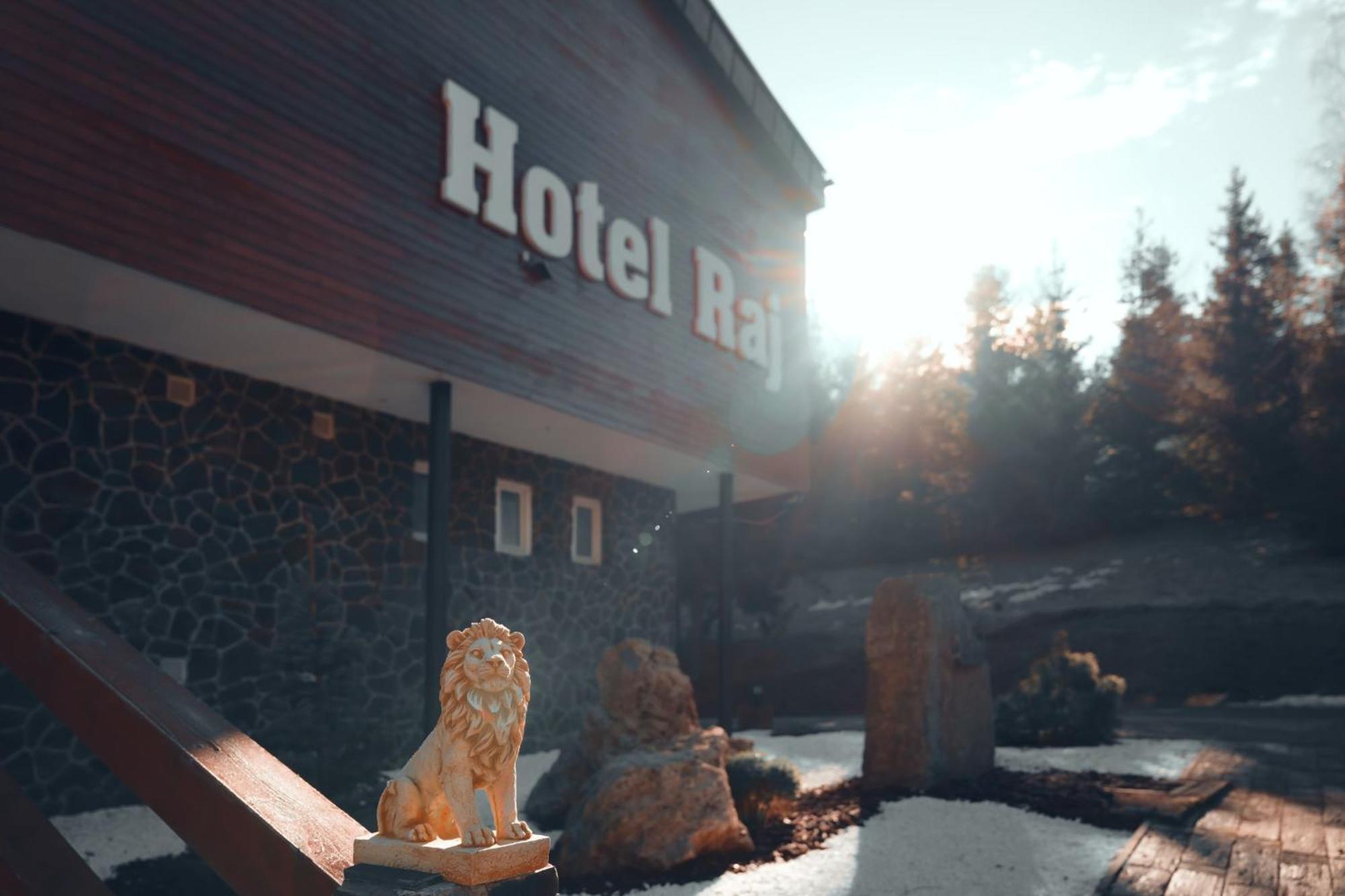 Hotel Raj Dedinky Extérieur photo