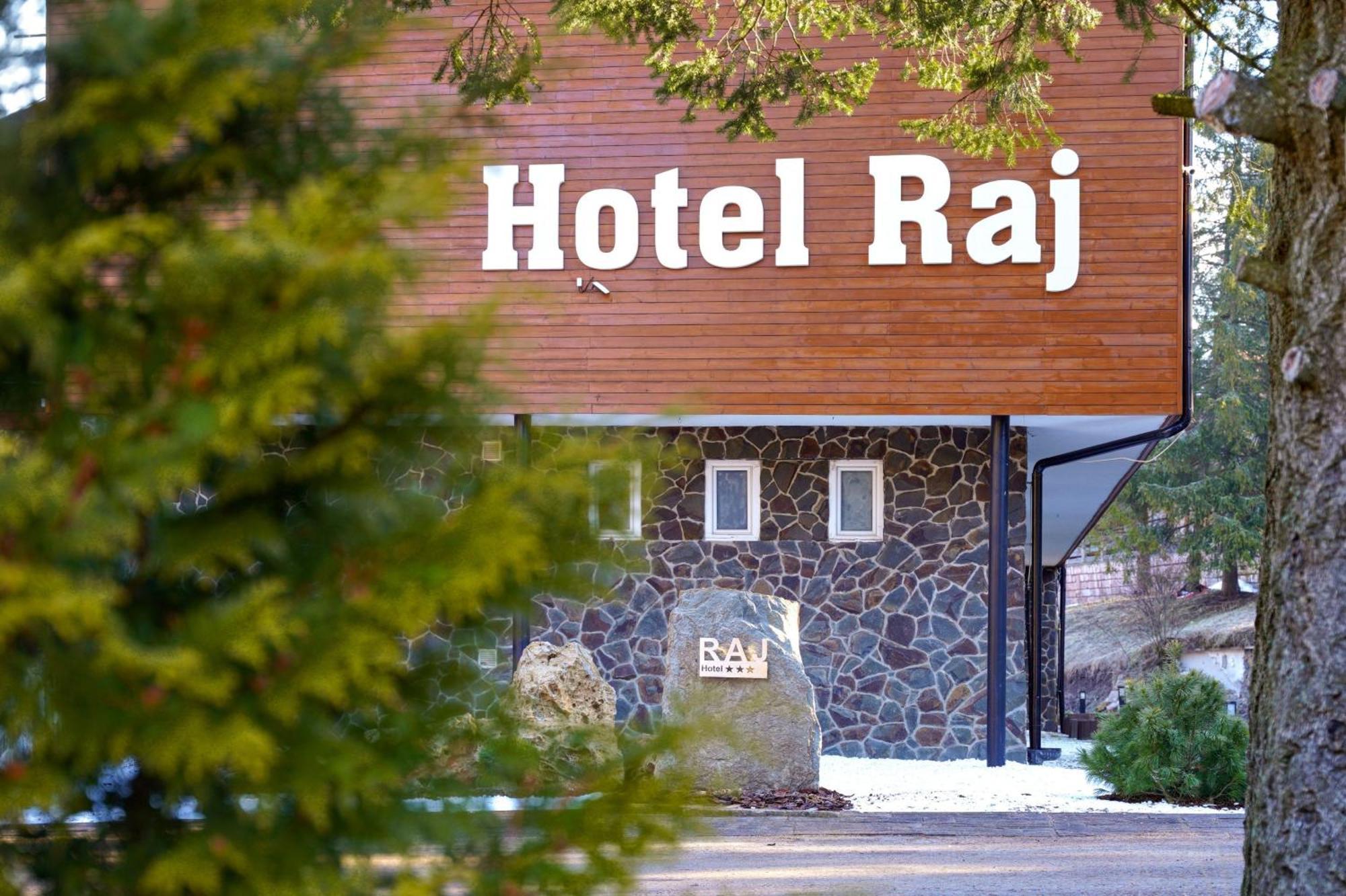 Hotel Raj Dedinky Extérieur photo